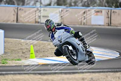 media/Apr-18-2025-TrackDaz (Fri) [[45f5874c44]]/B Group/Session 4 (Turn 6 - Outside)/
